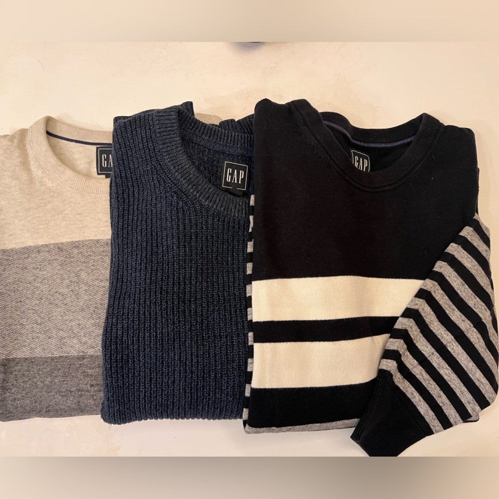 GAP Men's Crewneck Sweater bundle bundle of 3 size L